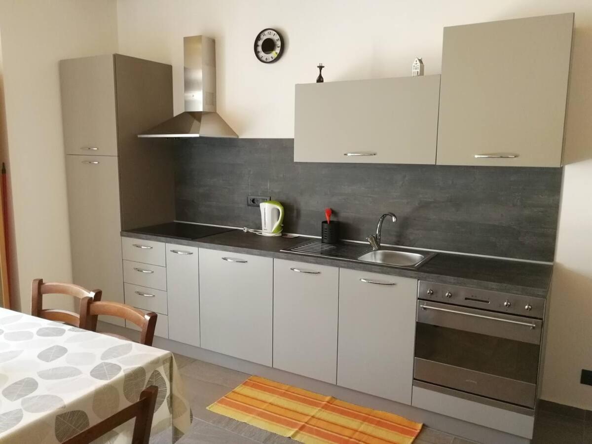 Scapa Da Ca' Apartment Алба Екстериор снимка